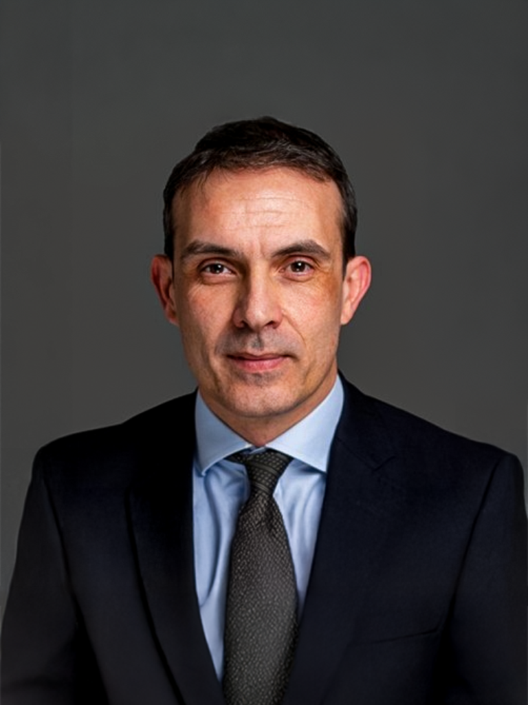 Headshot of Andrew Benito